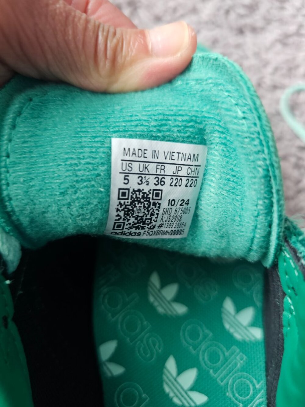 adidas Green Suede Sneakers with Gum Sole - Picture 8 of 8